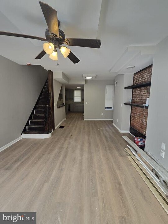 741 E Willard St in Philadelphia, PA - Building Photo