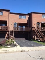 359 Lakefront Blvd in Buffalo, NY - Building Photo