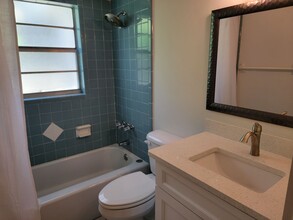4530 Spruce Creek Rd in Port Orange, FL - Building Photo - Building Photo