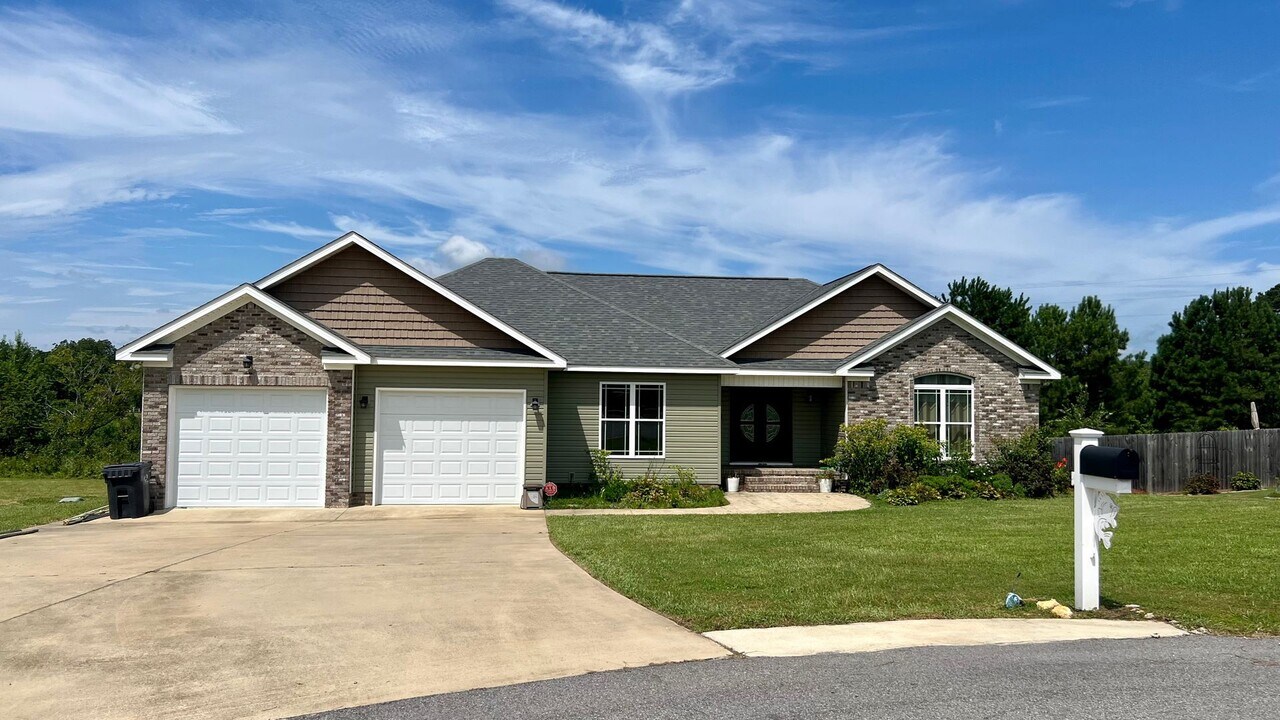 2578 Legacy Trace in Southside, AL - Building Photo