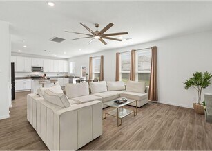 23543 Powmill St in Spring, TX - Building Photo - Building Photo