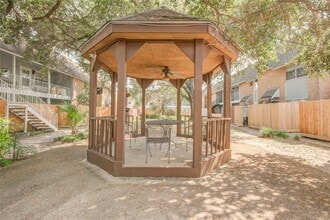 1433 Cedar Post Ln in Houston, TX - Building Photo - Building Photo