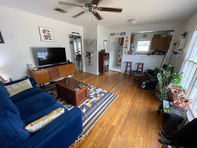 property at 2109 E 20th St