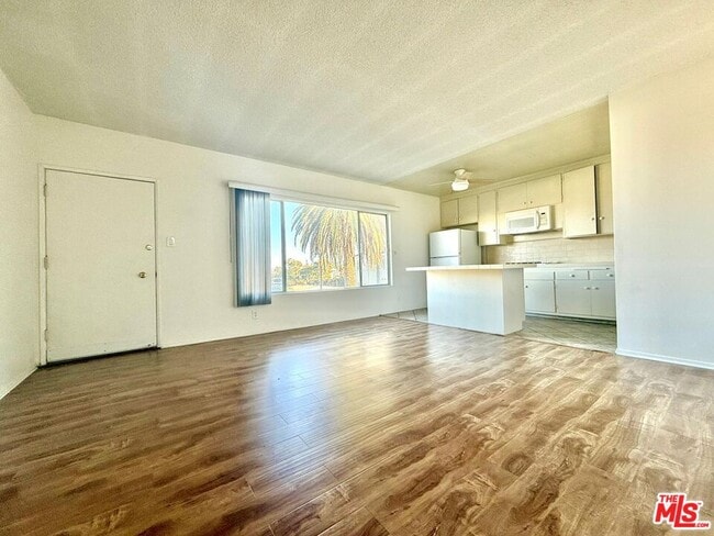 property at 127 Loma Vista St