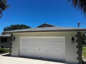 1590 SW 139th Ave in Davie, FL - Building Photo - Building Photo