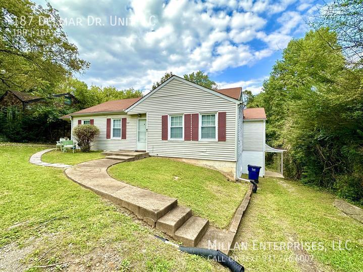 187 Delmar Dr, Unit C in Clarksville, TN - Foto de edificio