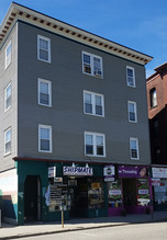 127-131 Highland St in Worcester, MA - Foto de edificio - Other