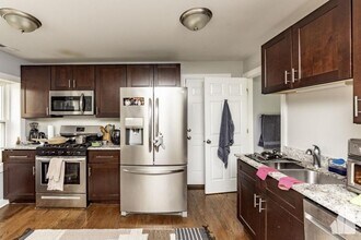 2335 W Moffat St in Chicago, IL - Building Photo - Building Photo
