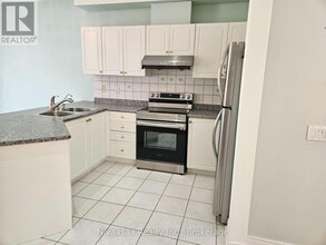 926 Ledbury Crescent in Mississauga, ON - Building Photo - Building Photo