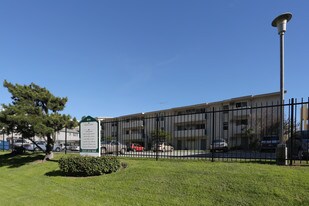 Reflections at Brittania Apartments