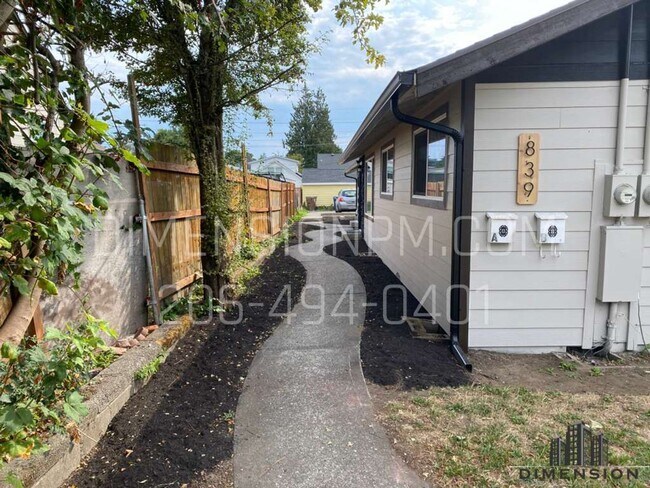 property at 839 S Prospect St