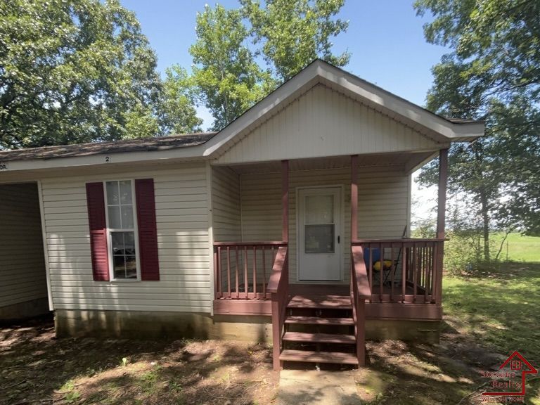 126 Bybee Woods Dr in McMinnville, TN - Building Photo