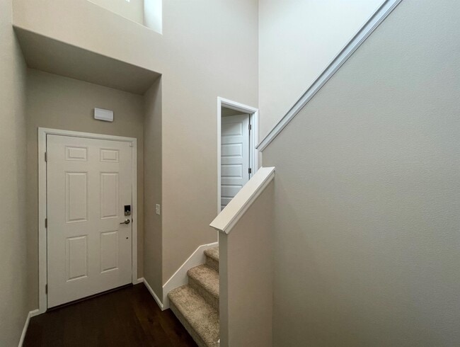 913 Timberline Ave in Bremerton, WA - Building Photo - Building Photo