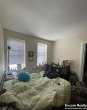 841 Beacon St, Unit 4 in Boston, MA - Building Photo - Building Photo