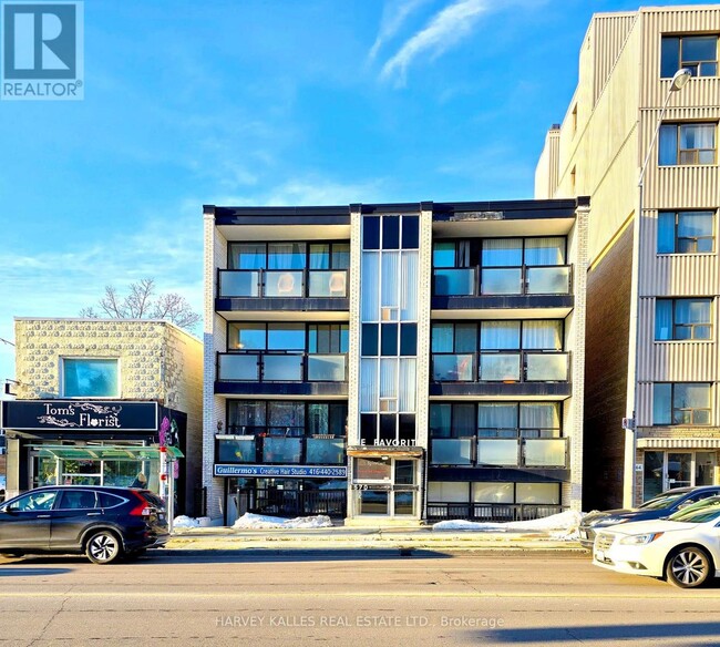 property at 570 Eglinton Ave W