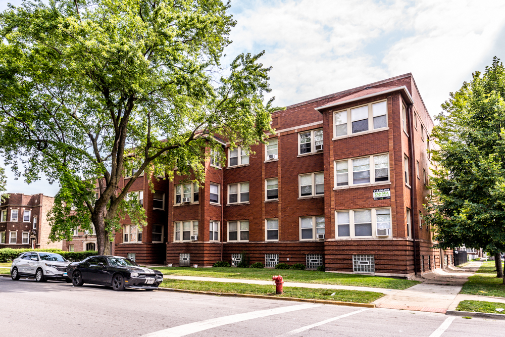 7151-53 S Indiana Ave in Chicago, IL - Building Photo