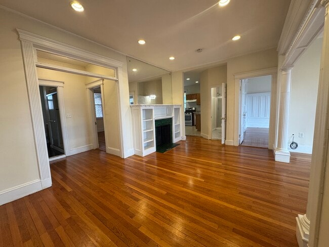 41 Orkney Rd, Unit 3