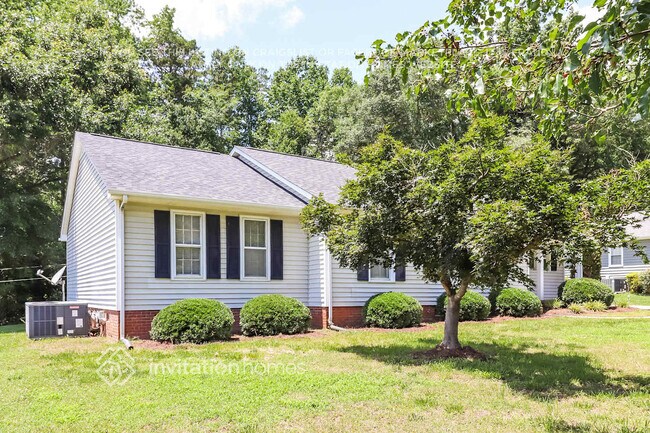 229 Hughey Dr in Gastonia, NC - Building Photo - Building Photo
