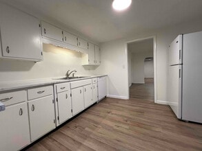 14 N Fayette St in Mercersburg, PA - Building Photo - Building Photo