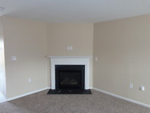 1410 River Run Rd in Lowell, NC - Building Photo - Building Photo