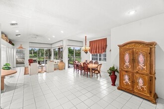 5184 Lake Catalina Dr N in Boca Raton, FL - Building Photo - Building Photo