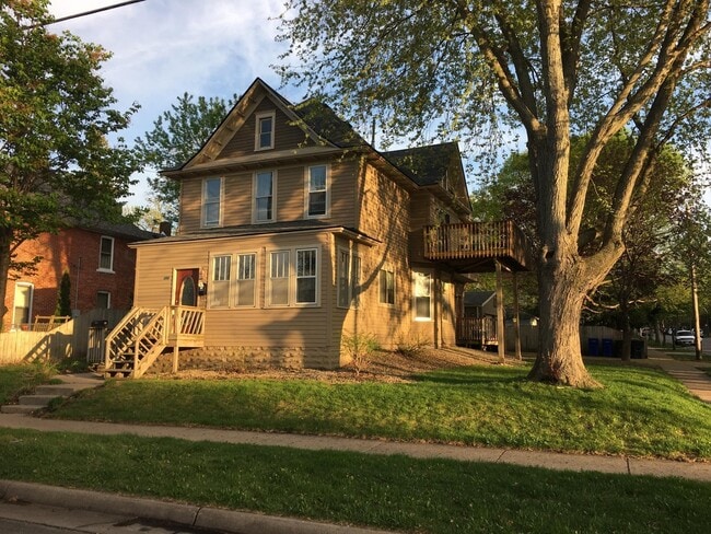 358 Baker St W, Unit #2