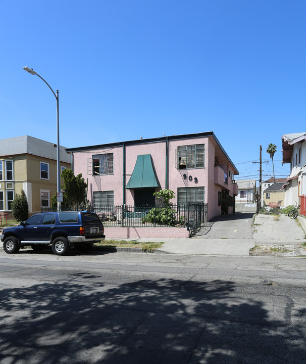 909 S Ardmore Ave in Los Angeles, CA - Building Photo