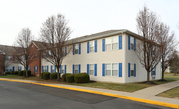 STRATFORD EAST in Canal Winchester, OH - Building Photo - Building Photo