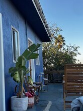 1461 Carroll Ave, Unit 2 in Los Angeles, CA - Foto de edificio - Building Photo