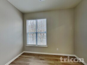 8847 Twisted Pine Dr in Charlotte, NC - Foto de edificio - Building Photo