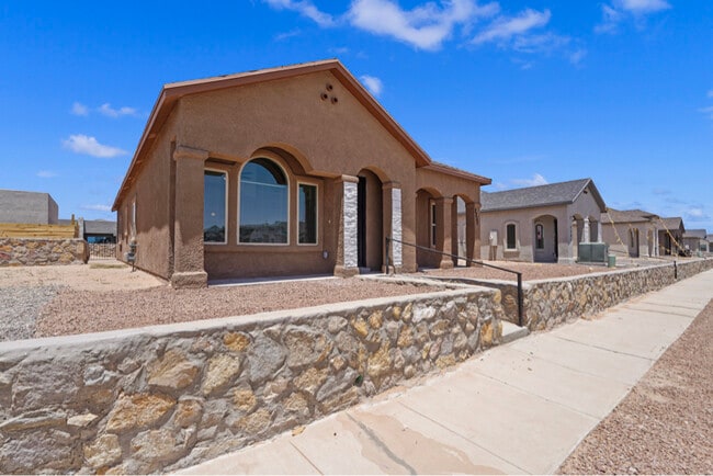 2237 Tony Harper St in El Paso, TX - Building Photo - Building Photo