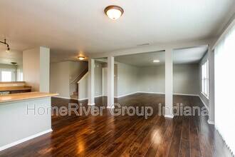 3015 W Crosscreek Dr in Monrovia, IN - Building Photo - Building Photo