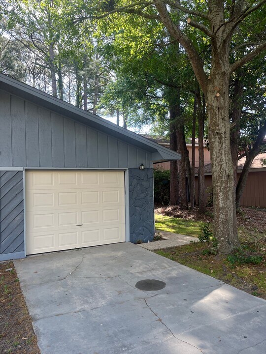 44 5th St in Shalimar, FL - Building Photo