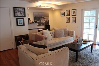 4527 Stark Ave in Los Angeles, CA - Building Photo - Building Photo