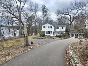 1115 Old Connecticut Path in Framingham, MA - Building Photo - Building Photo