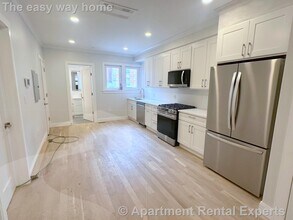 37 Gore St in Cambridge, MA - Building Photo - Building Photo