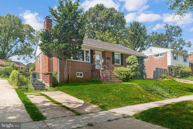 10502 Glenhaven Dr in Silver Spring, MD - Building Photo - Building Photo