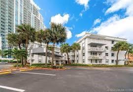 property at 1913 S Ocean Dr