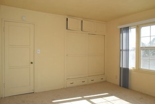 6137 Easton St in East Los Angeles, CA - Building Photo
