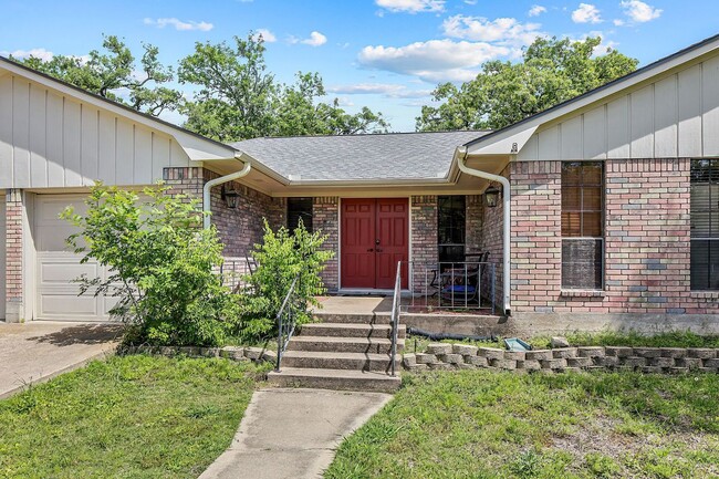 1406 Angelina Cir in College Station, TX - Building Photo - Building Photo