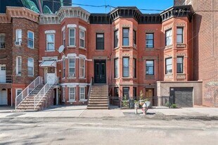 22 Cottage St in Jersey City, NJ - Building Photo