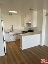 1342 10th St in Santa Monica, CA - Building Photo - Building Photo