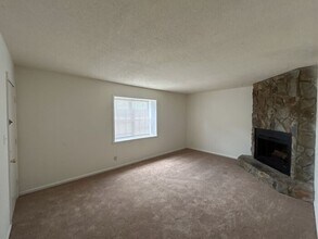 5805 Hunting Ridge Ln in Charlotte, NC - Building Photo - Building Photo