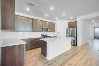 9730 Westminster Mnr Dr in Cypress, TX - Building Photo - Building Photo