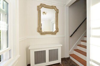 32 Franklin Ave-Unit -Upper in Sea Cliff, NY - Building Photo - Building Photo