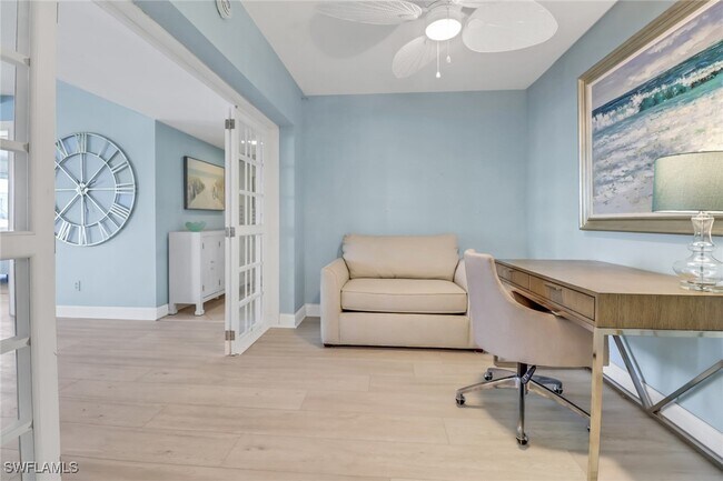property at 3420 Gulf Shore Blvd N