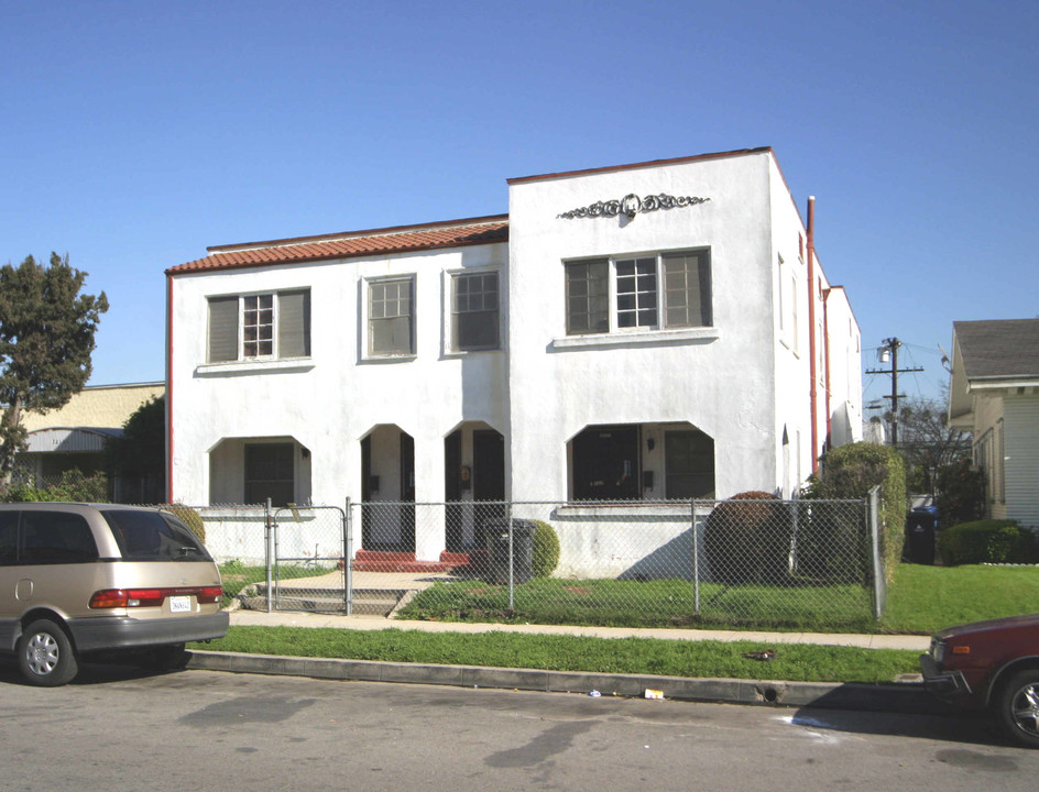 2018 2nd Ave in Los Angeles, CA - Building Photo