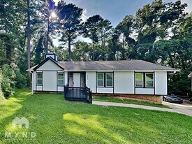 804 Pine Forest Cir in Birmingham, AL - Building Photo