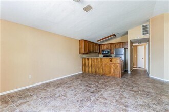 1306 SW 95th St in Oklahoma City, OK - Building Photo - Building Photo