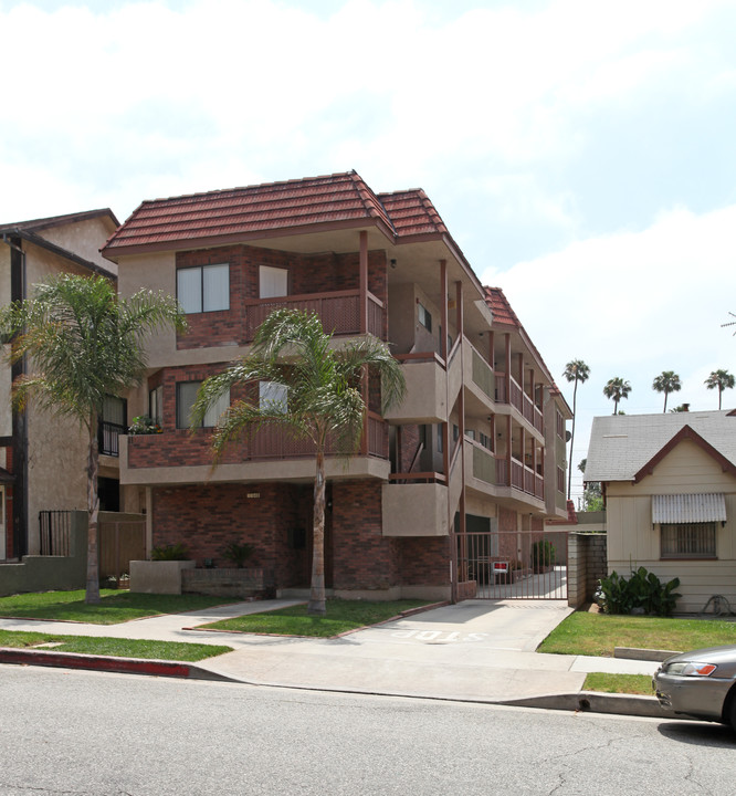 1148 Raymond Ave in Glendale, CA - Building Photo